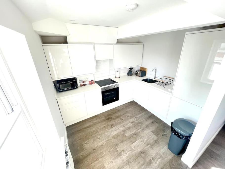 Royal Harbour Retreat Sea Views & Pool Table Apartamento Ramsgate Exterior foto