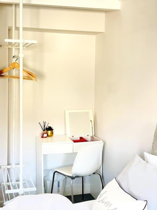 Royal Harbour Retreat Sea Views & Pool Table Apartamento Ramsgate Exterior foto